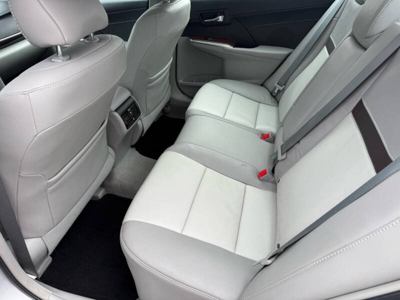 2014 Toyota Camry XLE V6