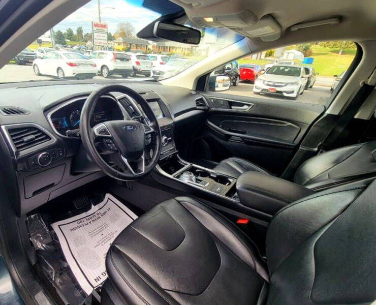 2019 Ford Edge Titanium