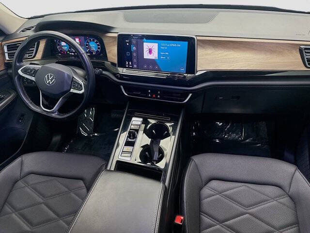 2024 Volkswagen Atlas SE