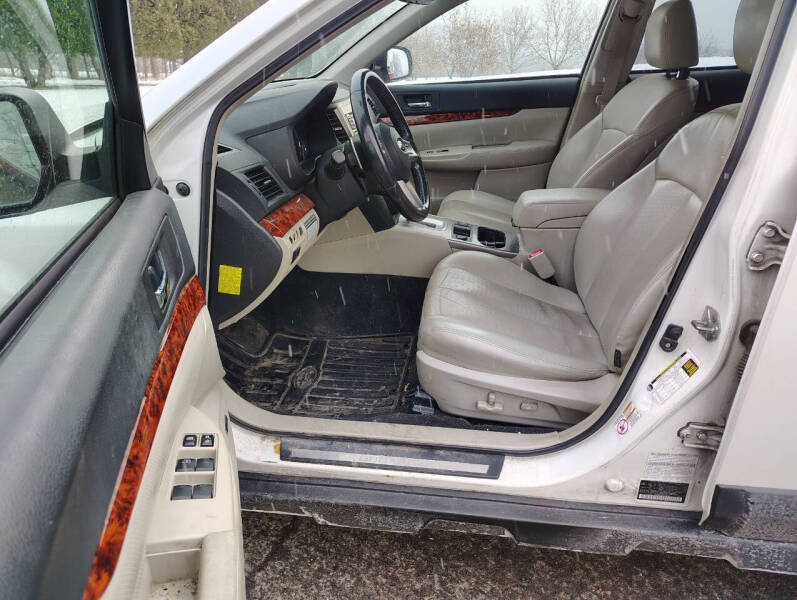 2011 Subaru Outback 2.5i Limited