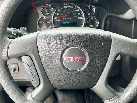 2024 GMC Savana 2500