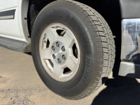 2004 Chevrolet Suburban 1500 LS