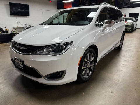 2018 Chrysler Pacifica Limited