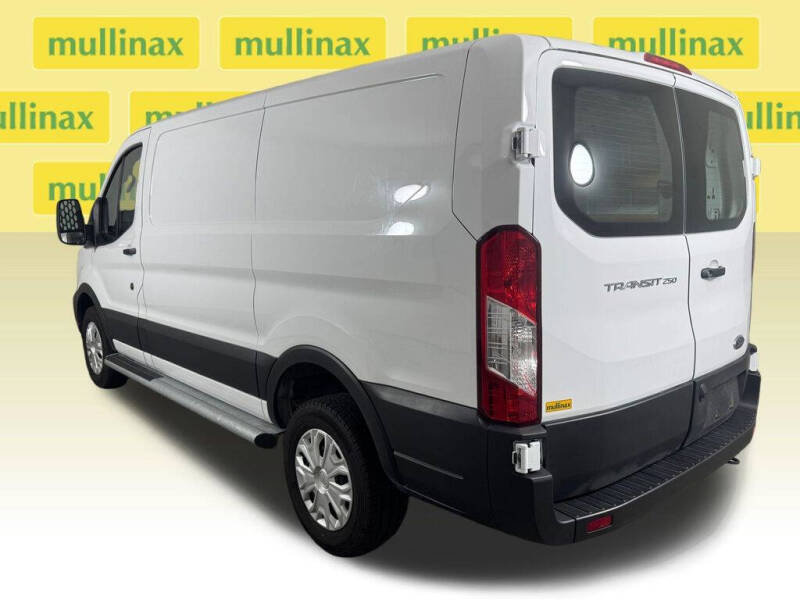2025 Ford Transit