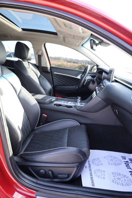 2020 Genesis G70 2.0T