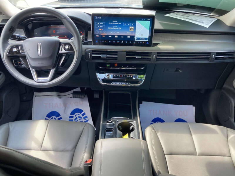 2023 Lincoln Corsair Standard