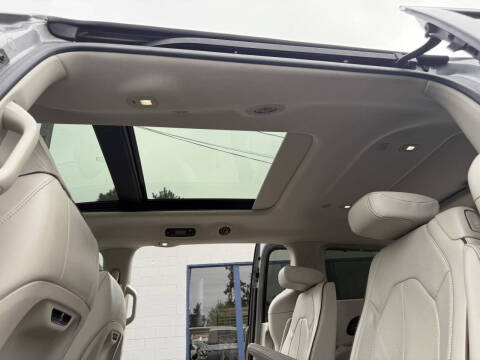 2017 Chrysler Pacifica Limited