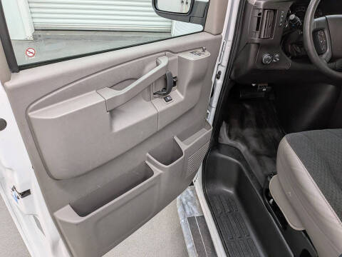 2021 Chevrolet Express 2500