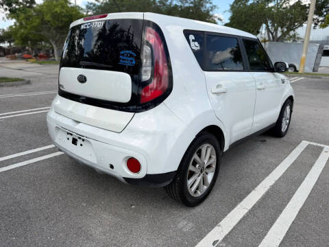 2019 Kia Soul +