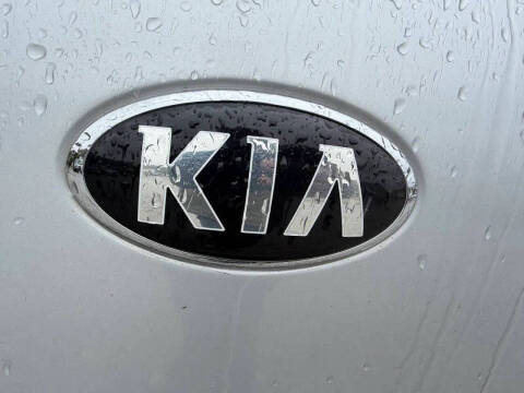 2018 Kia Sedona L