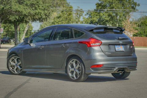 2017 Ford Focus ST