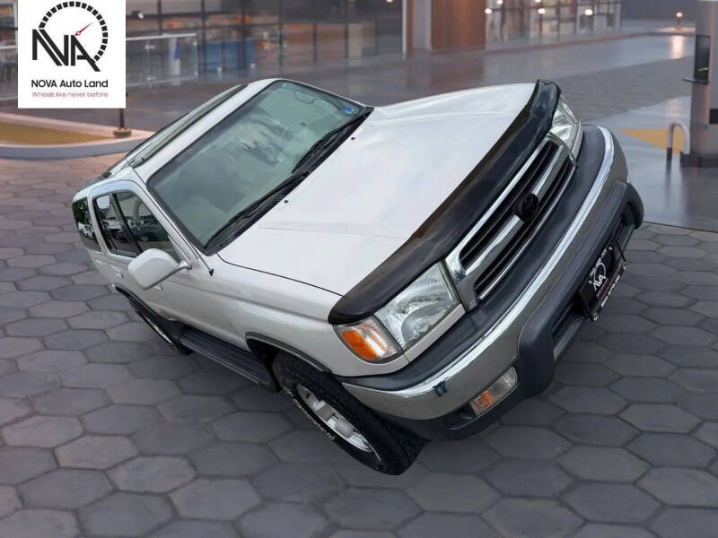 2000 Toyota 4Runner SR5