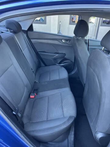 2019 Hyundai Accent SE