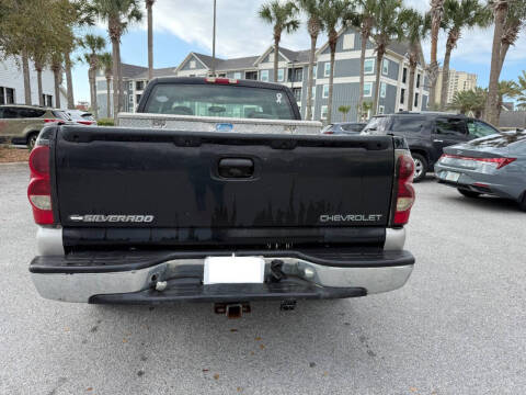 2004 Chevrolet Silverado 1500 LS