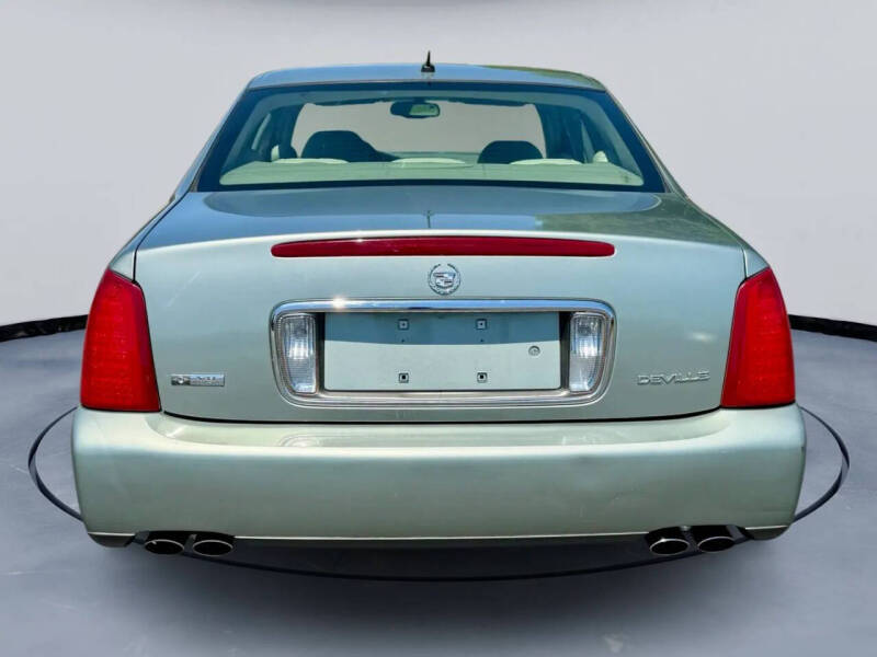 2005 Cadillac DeVille