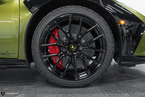 2024 Lamborghini Huracan Sterrato