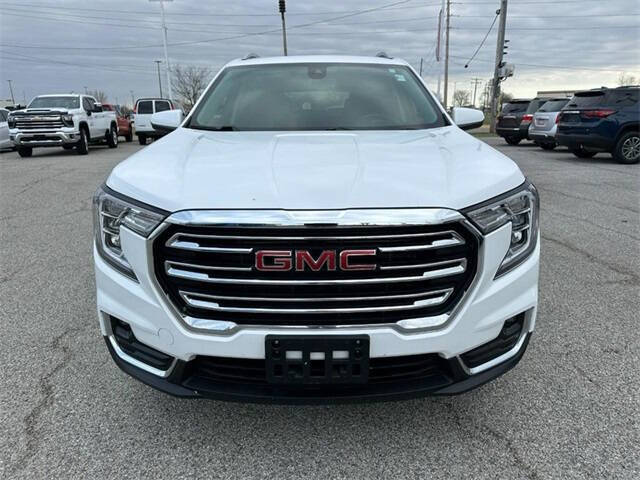 2024 GMC Terrain SLT