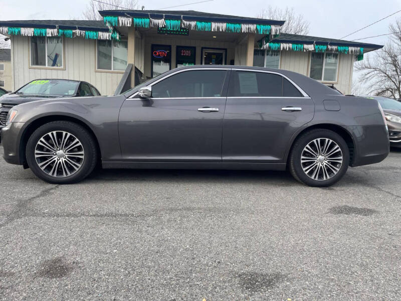 2014 Chrysler 300 C