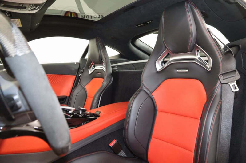 2017 Mercedes-Benz AMG GT