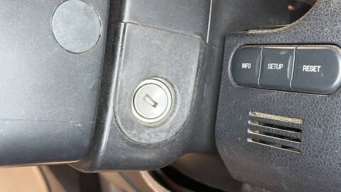 2008 Lincoln Mark LT