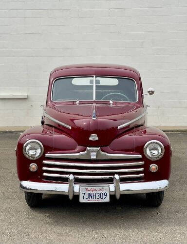 1947 Ford Super Deluxe