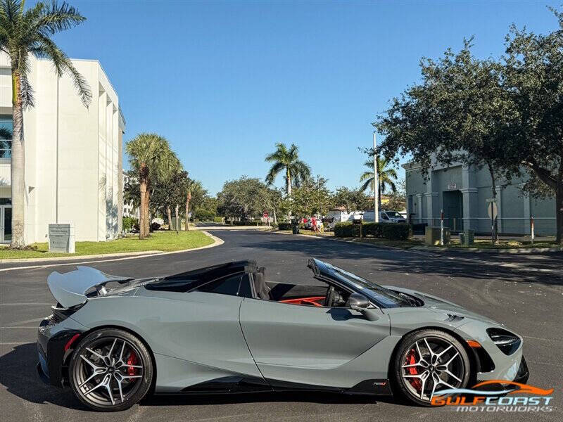 2022 McLaren 765LT Spider