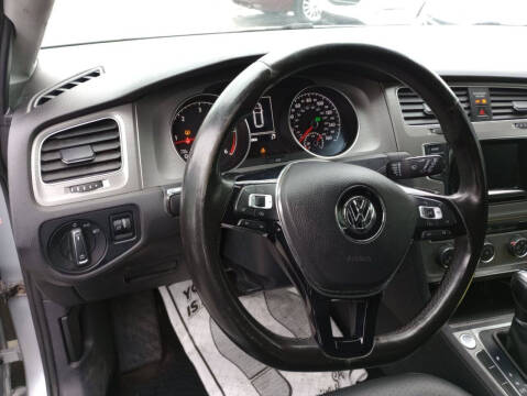 2015 Volkswagen Golf SportWagen TDI S