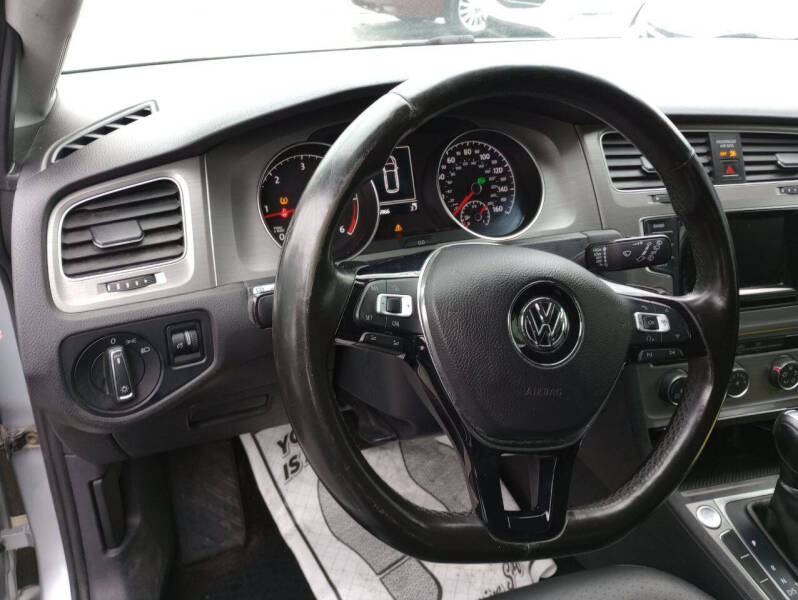 2015 Volkswagen Golf SportWagen TDI S