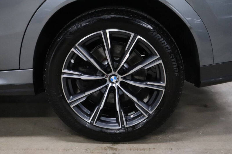 2024 BMW X6 xDrive40i