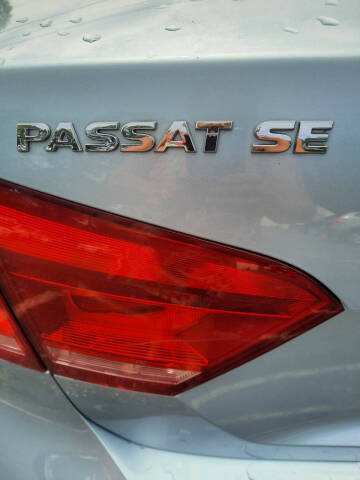 2013 Volkswagen Passat SE PZEV