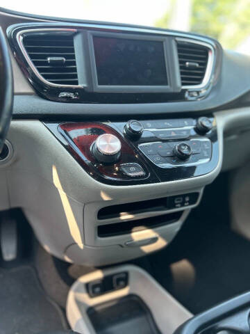 2019 Chrysler Pacifica Touring L