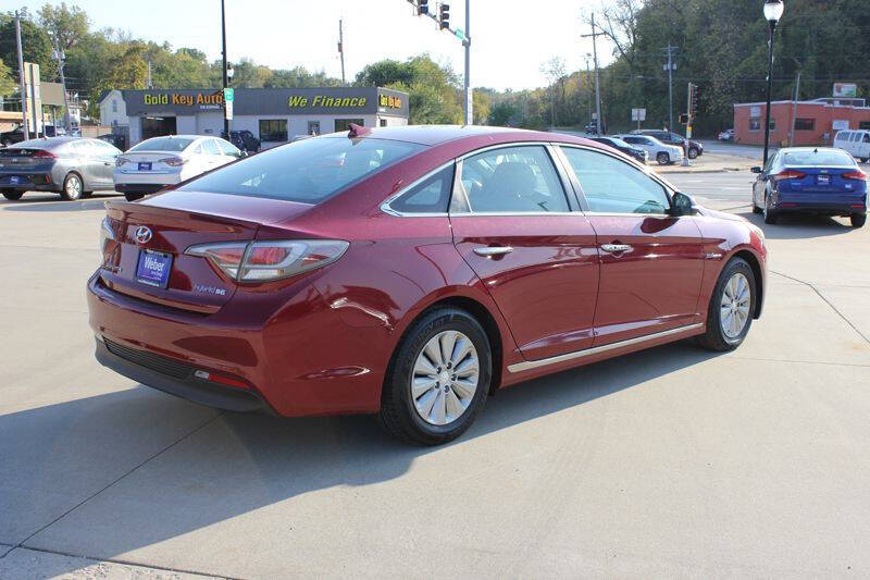 2016 Hyundai Sonata Hybrid SE