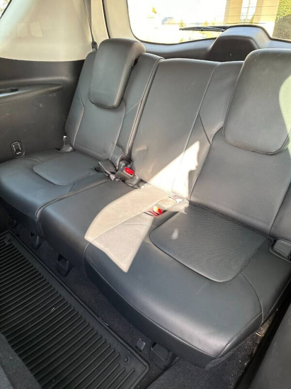 2017 Infiniti QX80 Signature Edition