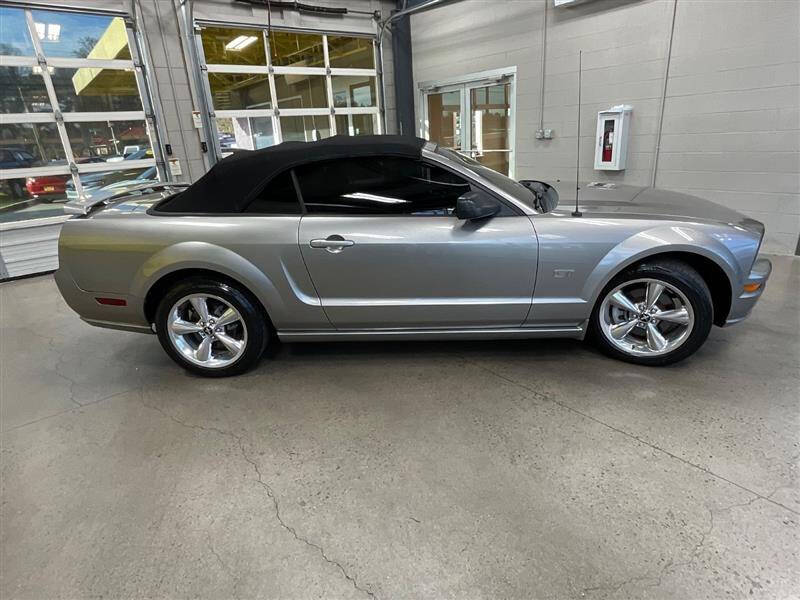 2008 Ford Mustang
