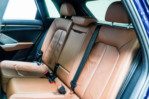 2022 Audi Q3 quattro Premium 40 TFSI