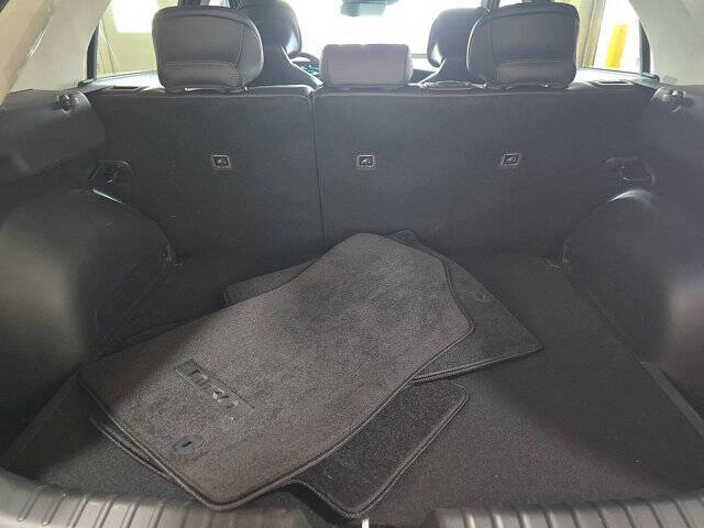 2025 Kia Niro SX Touring