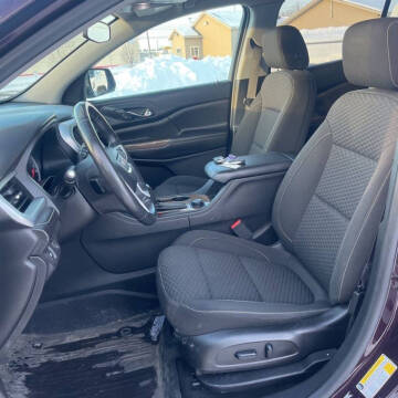 2018 GMC Acadia SLE-2