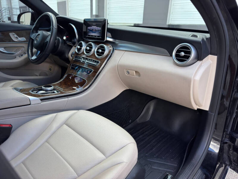 2018 Mercedes-Benz C-Class C 300