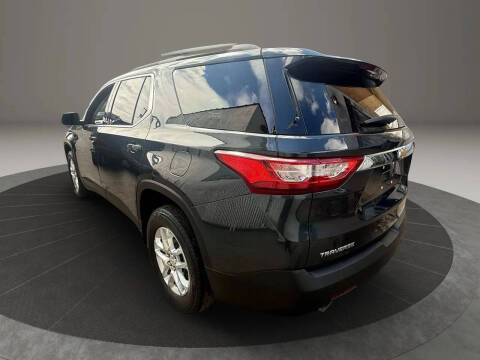 2021 Chevrolet Traverse LT Cloth