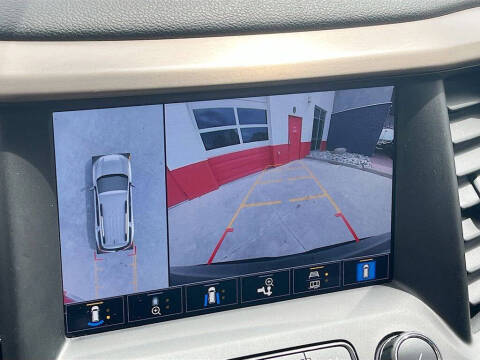 2022 GMC Acadia Denali
