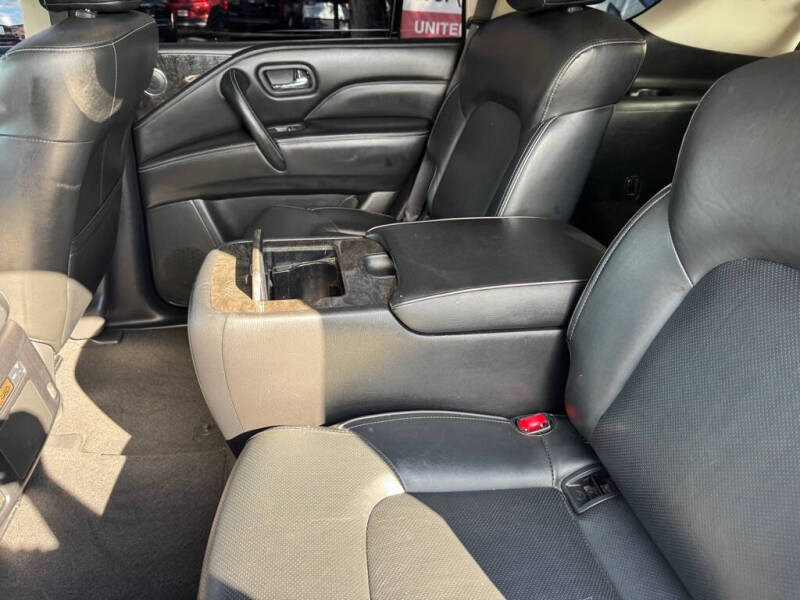 2021 Infiniti QX80 Luxe