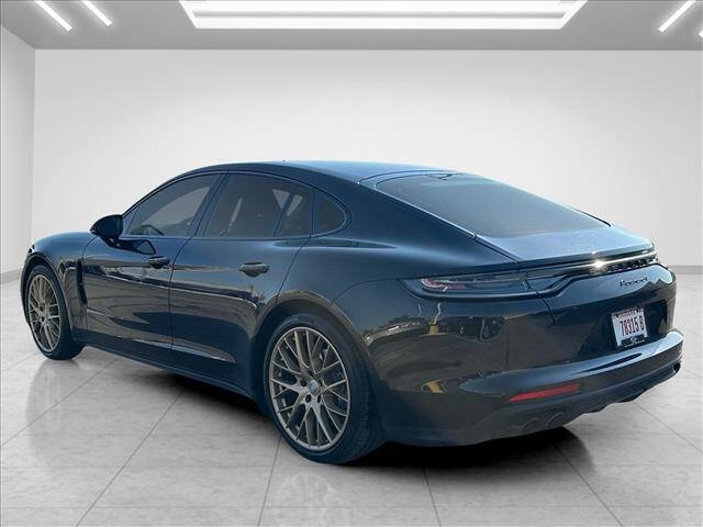 2022 Porsche Panamera