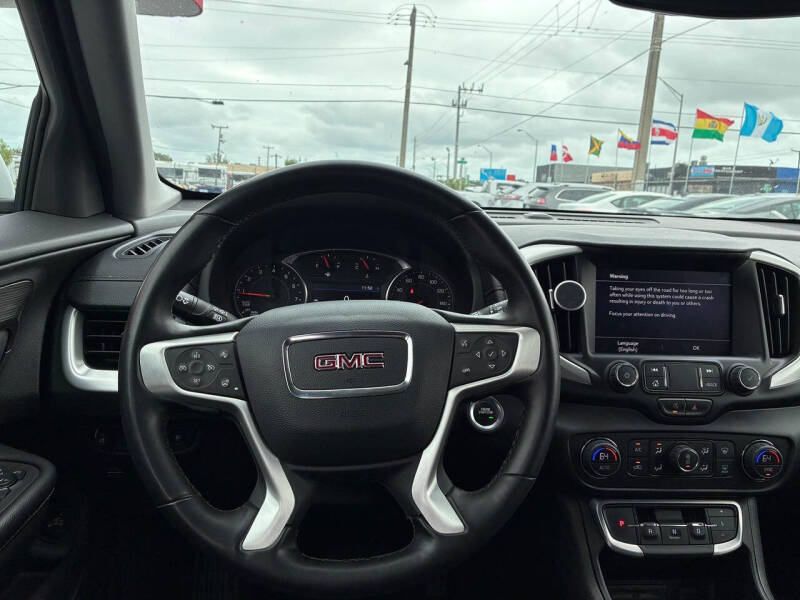 2024 GMC Terrain SLT
