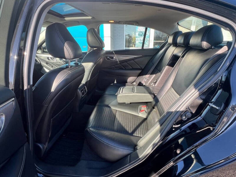 2017 Infiniti Q50 Red Sport 400