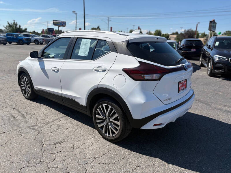 2021 Nissan Kicks SV