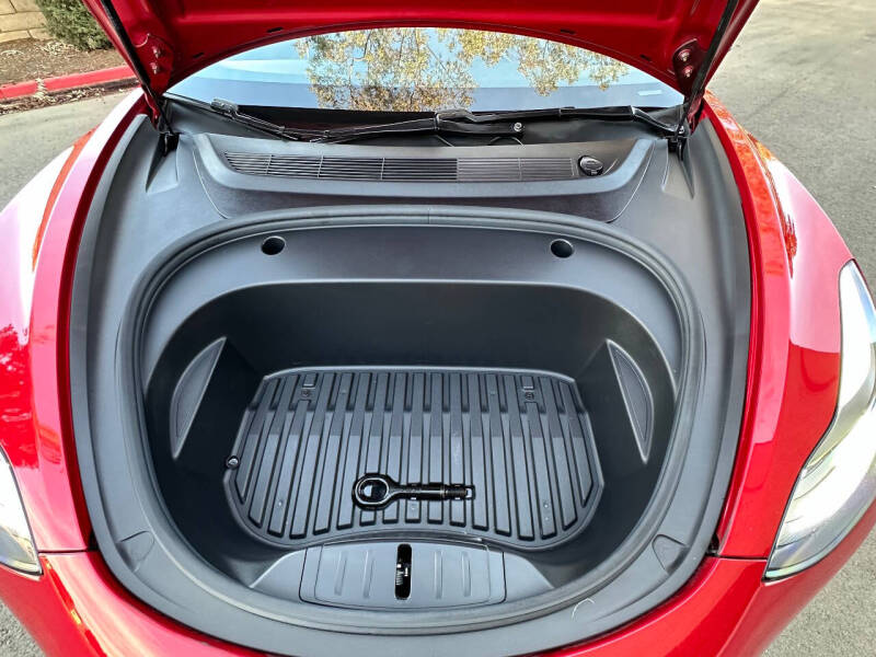 2021 Tesla Model 3 Base photo 33