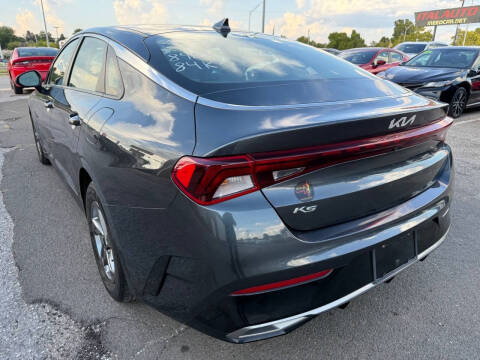 2022 Kia K5 LXS