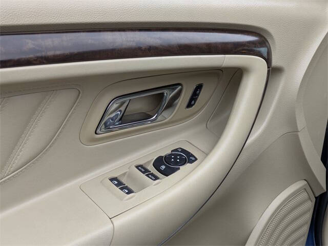 2016 Ford Taurus Limited