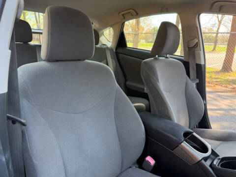 2012 Toyota Prius Two