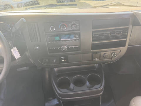 2017 Chevrolet Express 2500